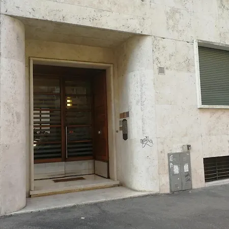 아파트 Al171 Tourist Close Metro B1 - Sant'agnese Annibaliano
